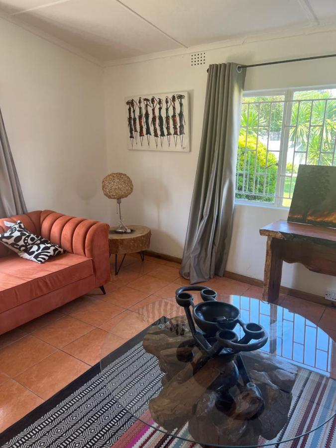 Mukala Lodge Lusaka Esterno foto