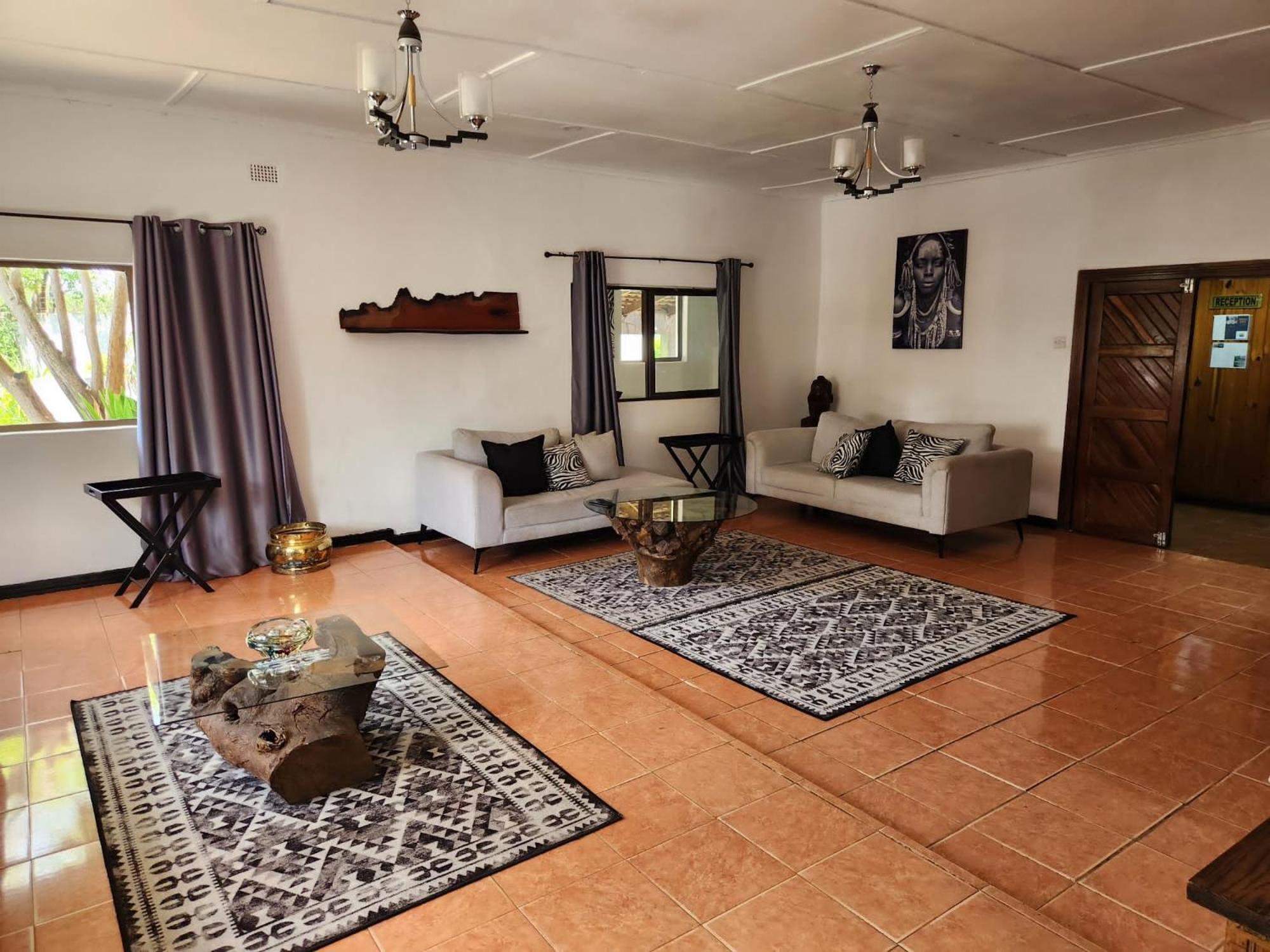 Mukala Lodge Lusaka Esterno foto
